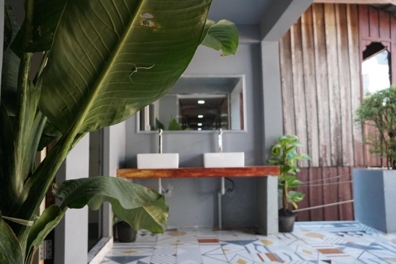 White Rose Guesthouse Kaoh Touch Dış mekan fotoğraf
